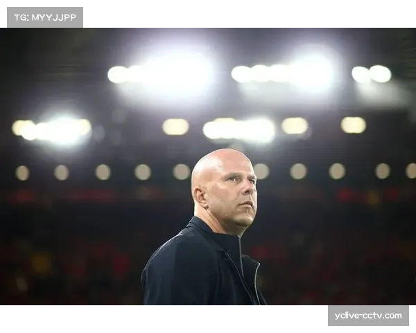 英超对决在即：赫拉芬贝赫可能回归，利物浦严阵以待维拉挑战